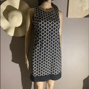White House Black Market Size 0 Dress Length 34”